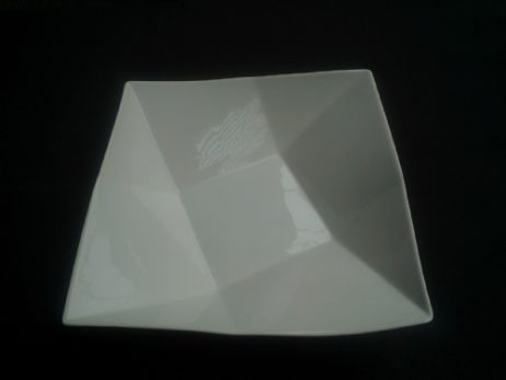 kom porselein vierkant 26cm x 26cm x 7cm(h)