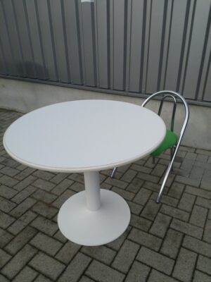 Witte ronde tafel van 90cm huren
